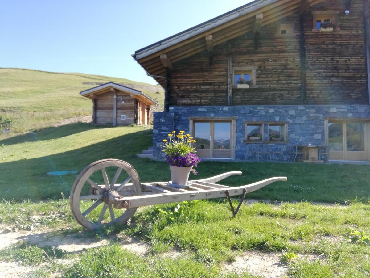 Chambres Et Tables D'Hotes Le Choton A Nono - Col Du Joly Beaufortain Hauteluce Exterior photo